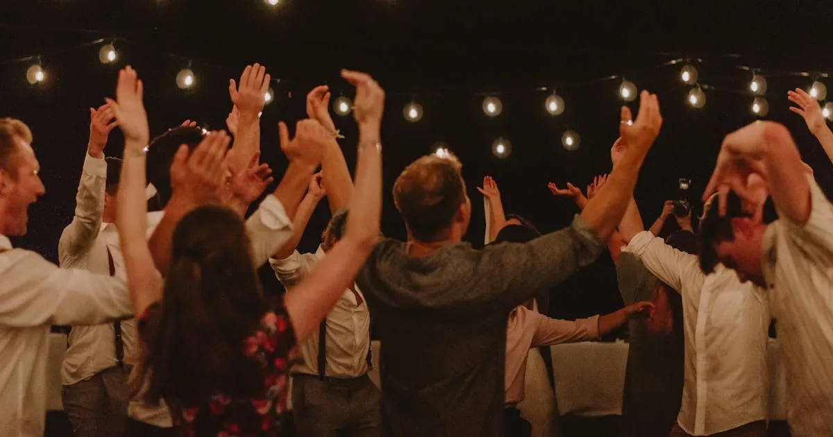 How to Find Dance Events While Traveling