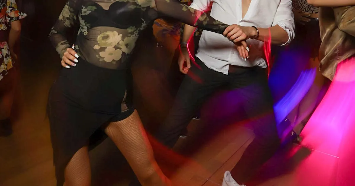 Kizomba for Beginners: Your First Social