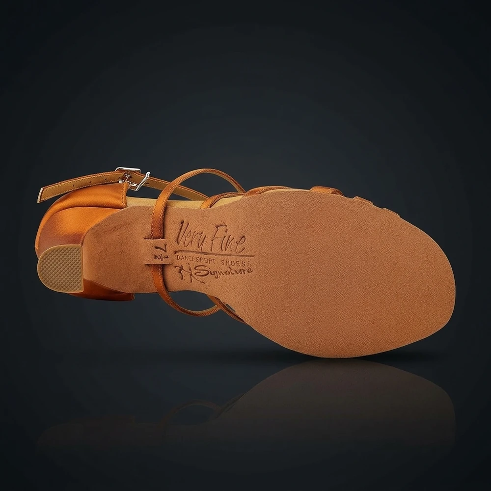 Very Fine Elektra suede sole with signature branding